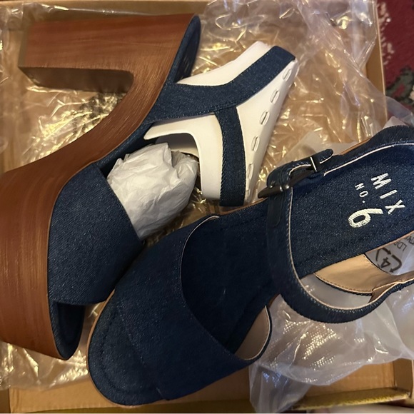 Platform Peep Toe Shoes - Picture 5 of 6